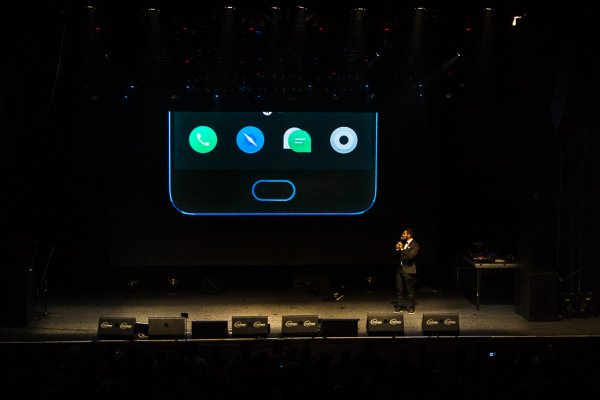 MEIZU Show: песни, пляски и новинки