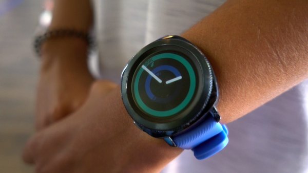 Samsung представила Gear Sport, Gear Fit2 Pro и Gear IconX (2018)