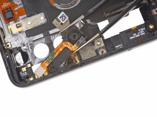 iFixit: Essential Phone невозможно отремонтировать