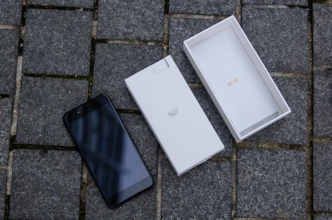 Обзор Xiaomi Mi A1 — Комплектация. 4