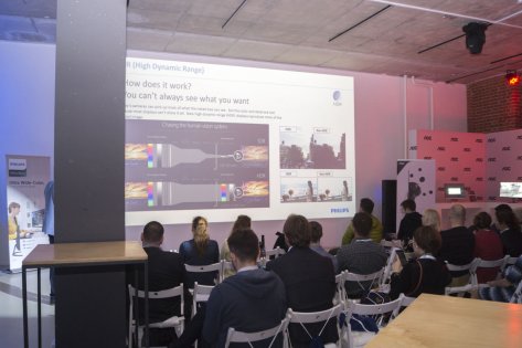 Philips и AOC представили в Москве ряд новых мониторов