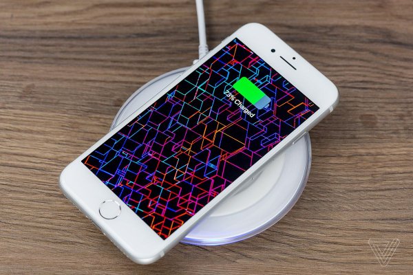 Обзор iPhone 8 и iPhone 8 Plus