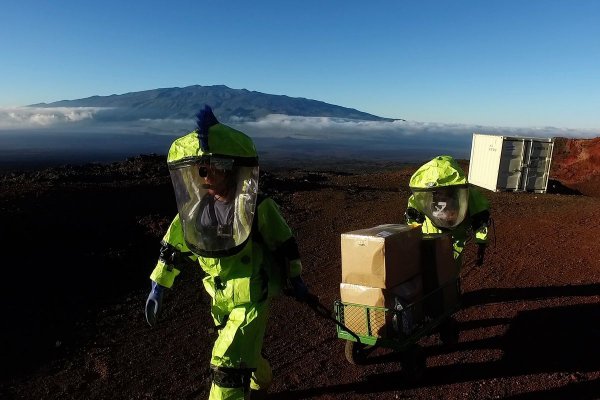 Наземная марсианская миссия HI-SEAS закончилась