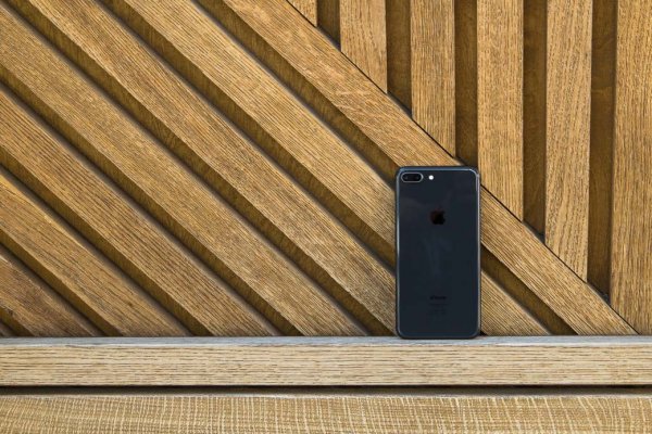 Мнение: iPhone 8 (Plus) стар и скучен
