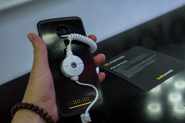 Hello Moto: в России представлены новые смартфоны и модули