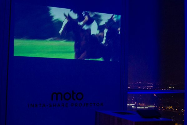 Hello Moto: в России представлены новые смартфоны и модули