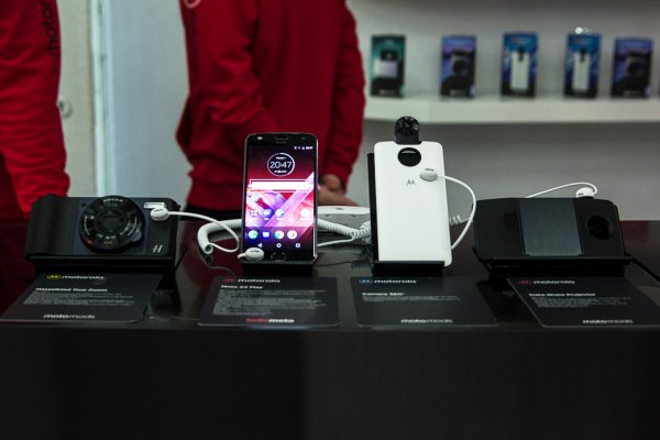 Hello Moto: в России представлены новые смартфоны и модули