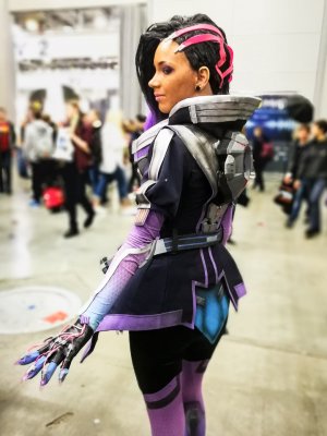 Выбираем лучшую девушку Comic Con и ИгроМир 2017