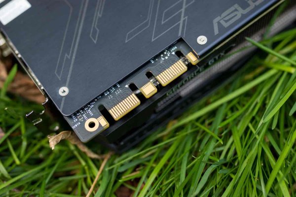 Обзор видеокарты ASUS ROG STRIX GTX 1080Ti 11 Гбайт — ASUS ROG STRIX GTX 1080Ti 11 ГБ. 7