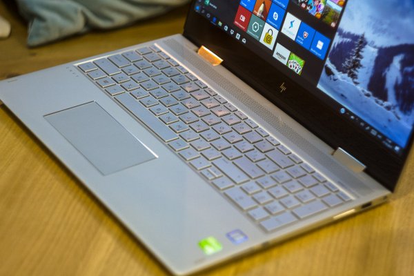 Обзор HP ENVY x360 — Тачпад и клавиатура. 2