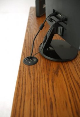 STACT — стол со встроенным компьютером