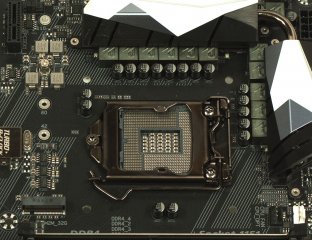 GIGABYTE GA-Z270X-Gaming 7: для оверклокеров и энтузиастов — Внешний вид. 3