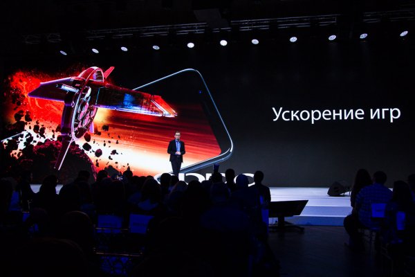 OPPO выходит на российский рынок с «селфифоном» F5