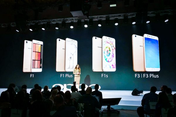 OPPO выходит на российский рынок с «селфифоном» F5