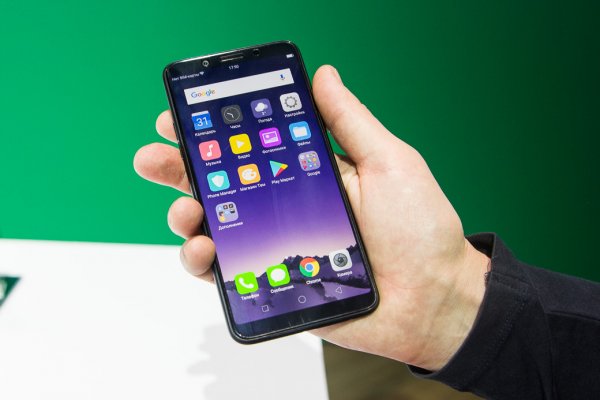 OPPO выходит на российский рынок с «селфифоном» F5