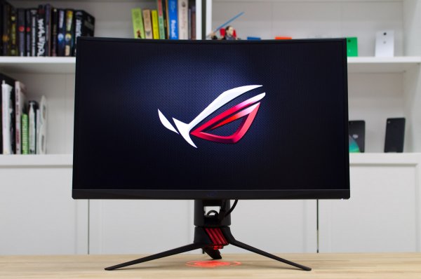 Обзор геймерского монитора Asus ROG STRIX XG27VQ — Внешний вид. 1