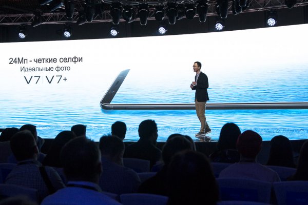 Vivo выходит на российский рынок с флагманами V7 и V7+