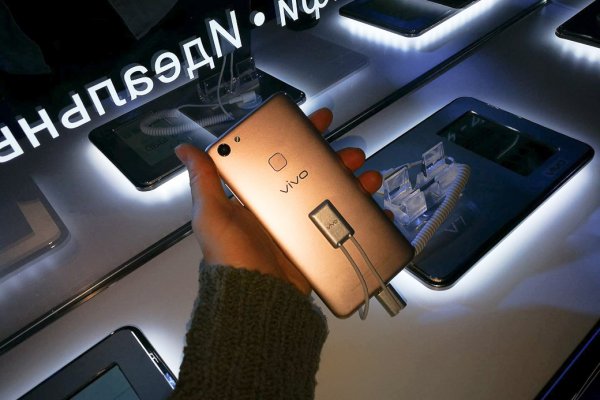 Vivo выходит на российский рынок с флагманами V7 и V7+