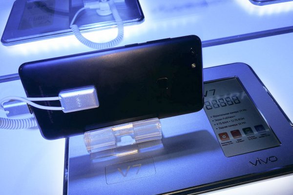 Vivo выходит на российский рынок с флагманами V7 и V7+