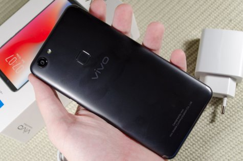 Обзор Vivo V7 — Внешний вид. 3