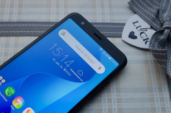 Обзор ASUS ZenFone Max Plus — Дисплей. 1