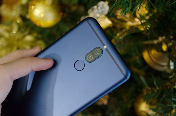 Обзор Huawei nova 2i