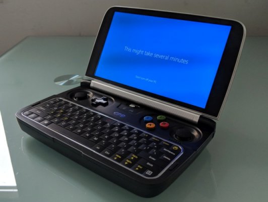 Как GPD Win 2 выглядит в живую