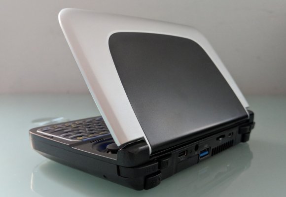 Как GPD Win 2 выглядит в живую