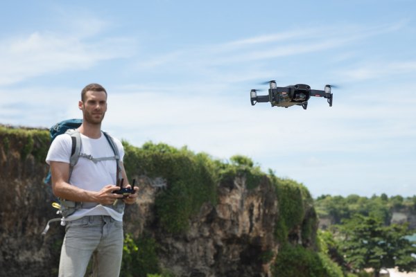 DJI Mavic Air: карманный дрон для профи и дилетантов