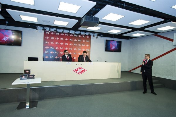 BQ представил смартфон для болельщиков Спартака