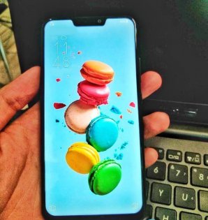 ASUS ZenFone 5 будет похож на iPhone X