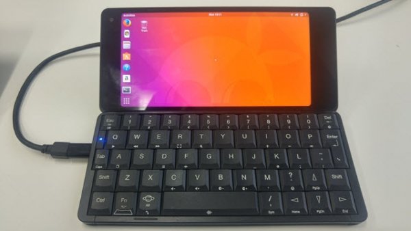 Gemini PDA вопреки обещаниям поставляется только с Android