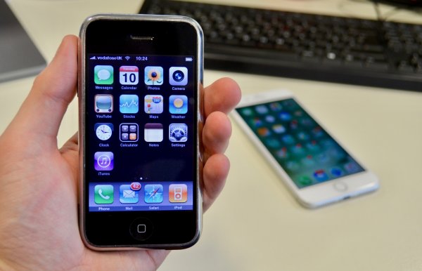 История развития iPhone