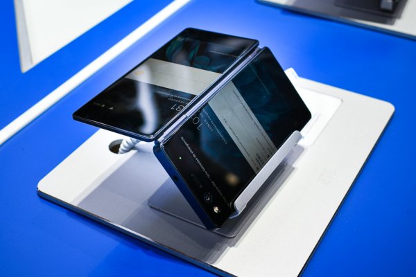 Axon M скоро выйдет в России — интервью с топ-менеджером ZTE