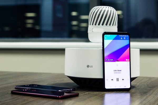Обзор LG PJ9: играет и левитирует — Звучание. 1