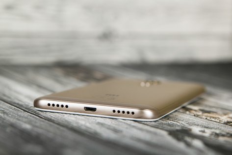 Обзор Xiaomi Redmi 5 Plus