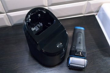 Обзор электробритвы Braun Series 5 5190cc — Комплектация. 6