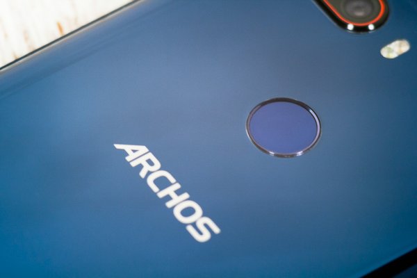 Обзор ARCHOS Diamond Omega — Внешний вид. 7