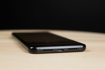 Обзор ZTE Blade V9 — Внешний вид. 10
