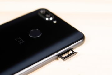 Обзор ZTE Blade V9 — Связь. 1