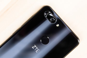 Обзор ZTE Blade V9 — Внешний вид. 6