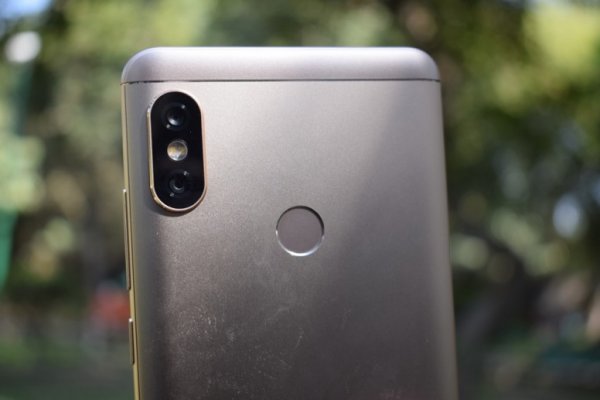 Как iPhone X изменил мобильную индустрию