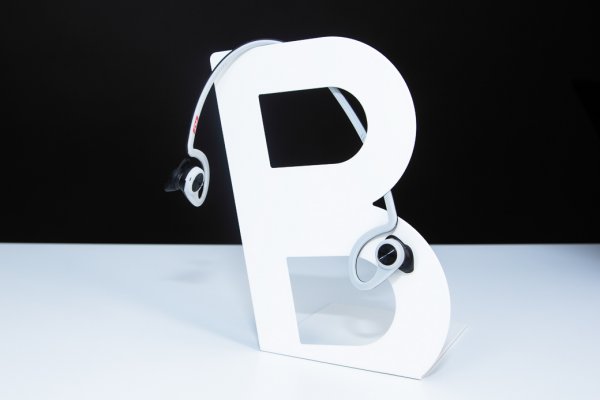 Обзор беспроводных наушников Plantronics BackBeat Fit 305 и BackBeat Fit — Внешний вид и эргономика BackBeat Fit. 1