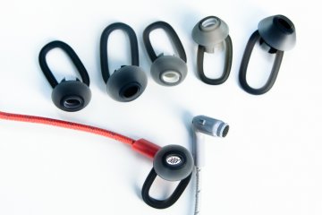 Обзор беспроводных наушников Plantronics BackBeat Fit 305 и BackBeat Fit — Внешний вид и эргономика BackBeat Fit 305. 11