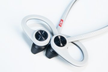 Обзор беспроводных наушников Plantronics BackBeat Fit 305 и BackBeat Fit — Внешний вид и эргономика BackBeat Fit. 9