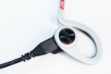 Обзор беспроводных наушников Plantronics BackBeat Fit 305 и BackBeat Fit — Внешний вид и эргономика BackBeat Fit. 12