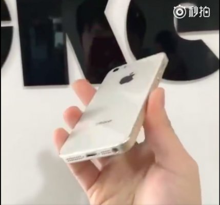 Стеклянный iPhone SE 2 с разъёмом для наушников засветился на видео