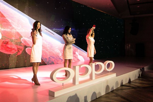 OPPO представила в России новый F7