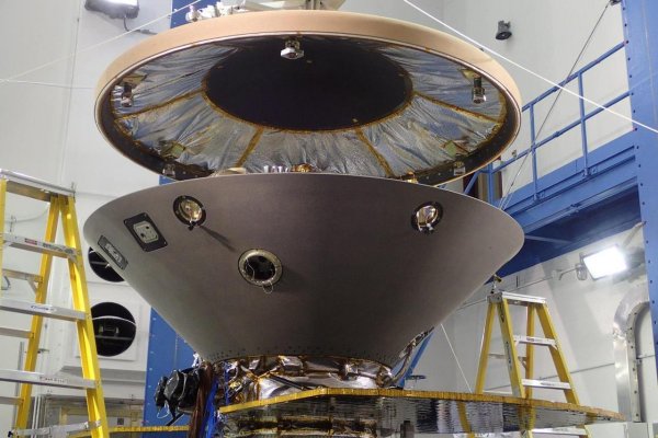 NASA запускает на Марс аппарат InSight для изучения геологии планеты