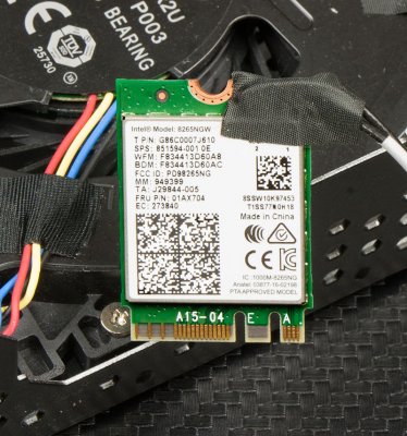 Игровой ПК в рюкзаке: обзор Intel NUC Hades Canyon